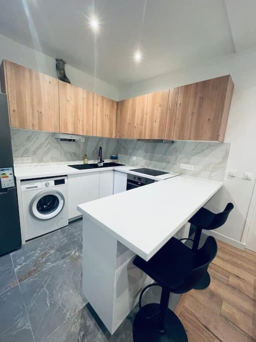 Charmant Appartement Americain Saint-Denis  Exterior photo
